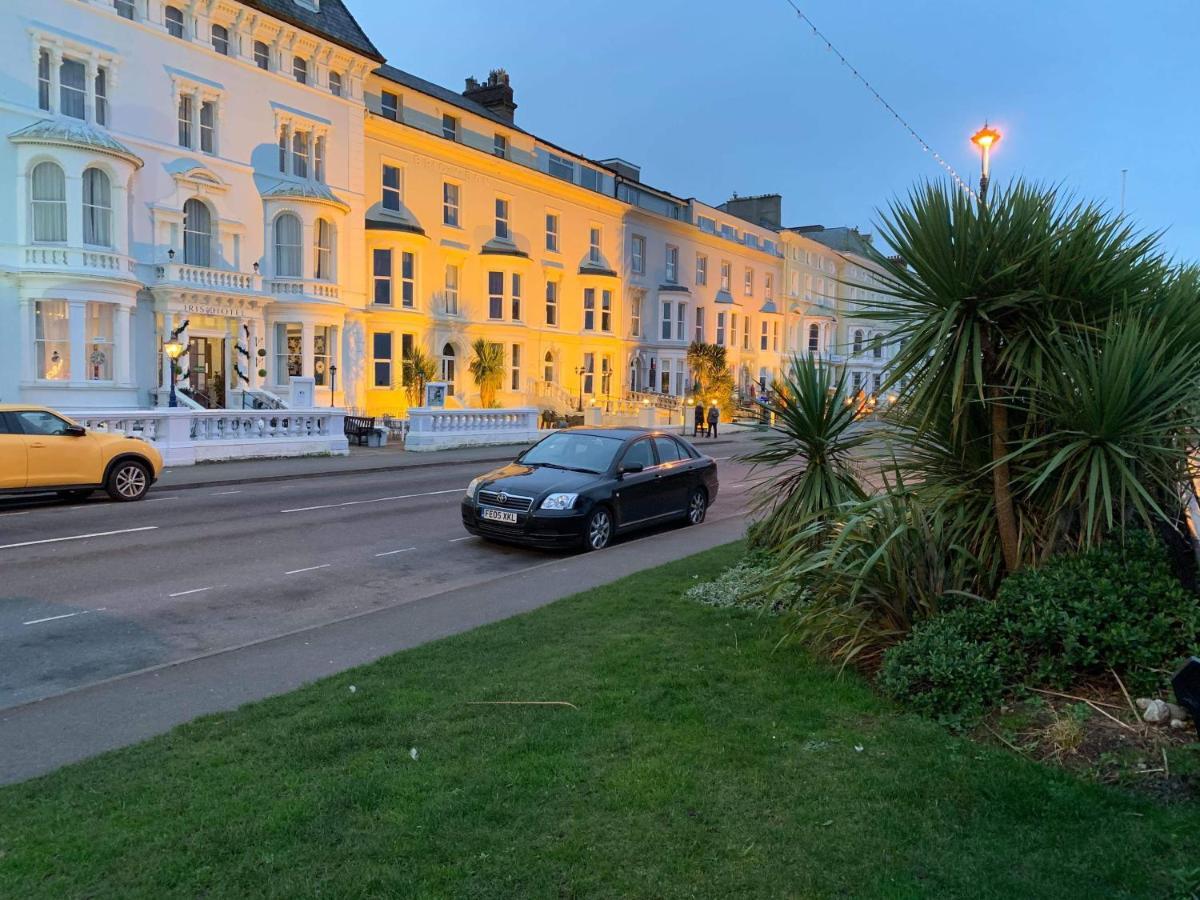 Iris Hotel Llandudno Eksteriør billede